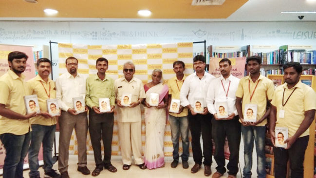 Crime Novelist Rajesh Kumar Feted Odyssey Store Kovai Metro